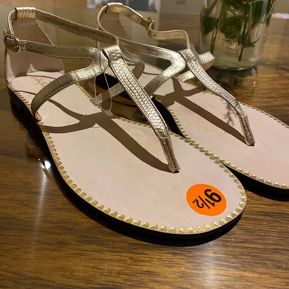 Gold Lilly Pulitzer sandals Brand new